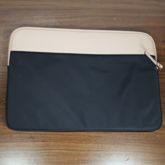 kate spade Bags Kate Spade New York Black 3 Nylon Laptop Sleeve
